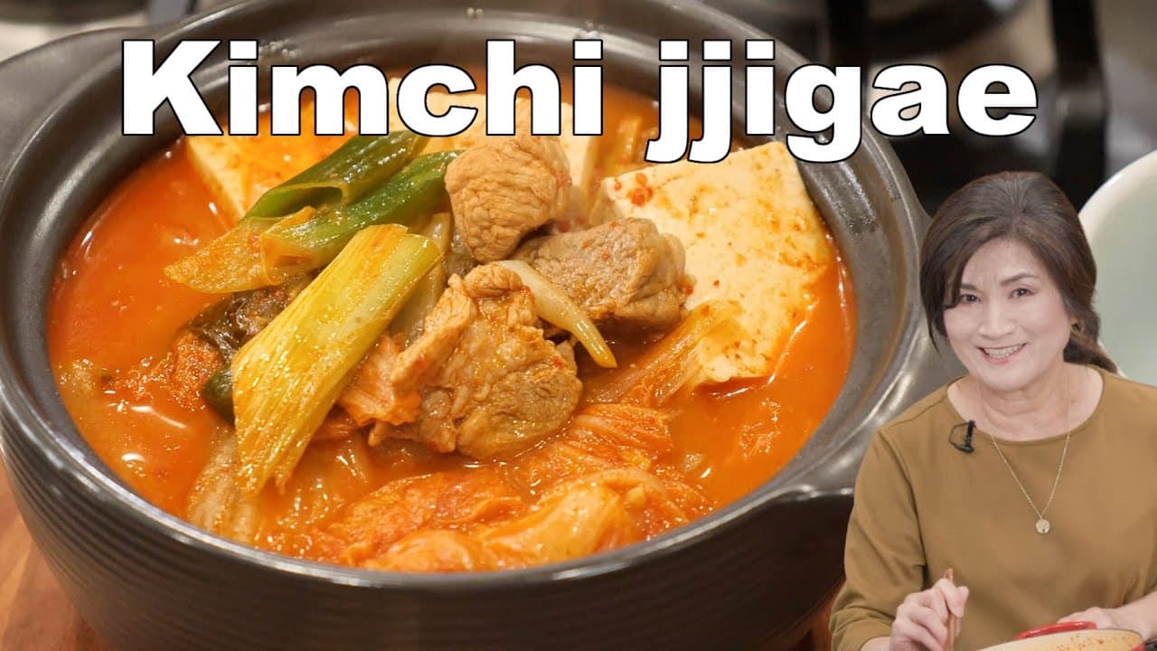 Kimchi Jjigae (김치찌개) - Korean recipe