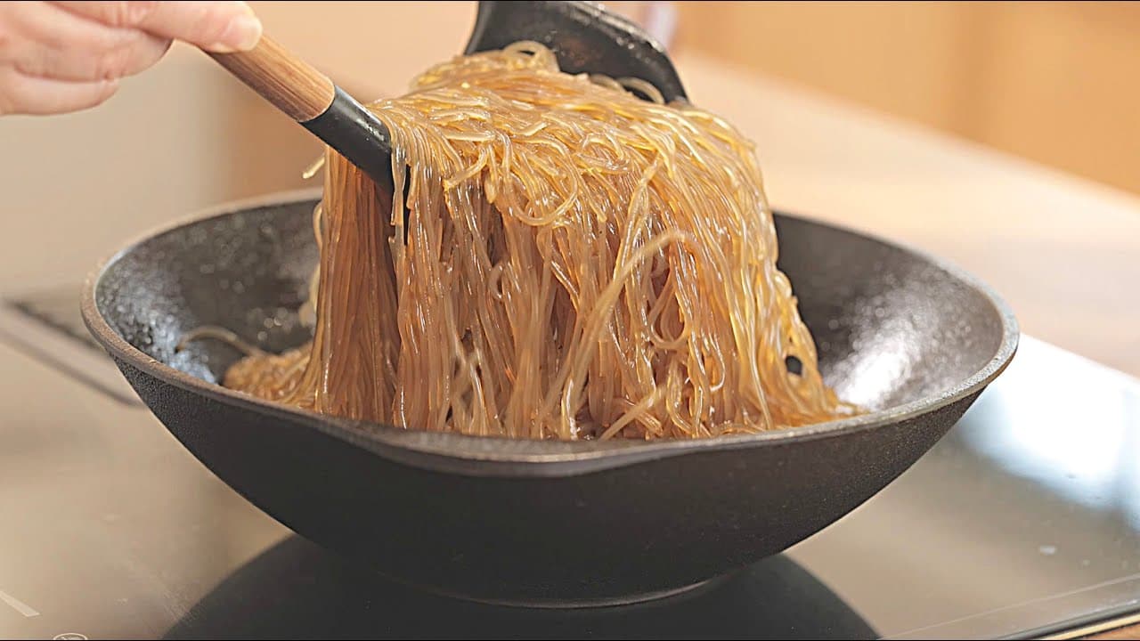Japchae (Glass Noodle Stir-fry) (잡채) - Korean recipe